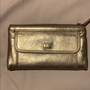 Fossil wallet